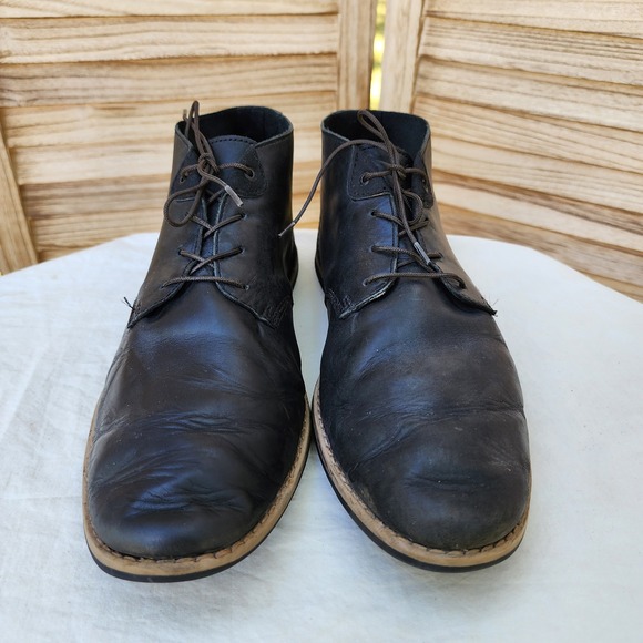 Timberland Sz 11 Black Leather Chukka Boots Minimalist Quiet Luxury Lace Up main image 6
